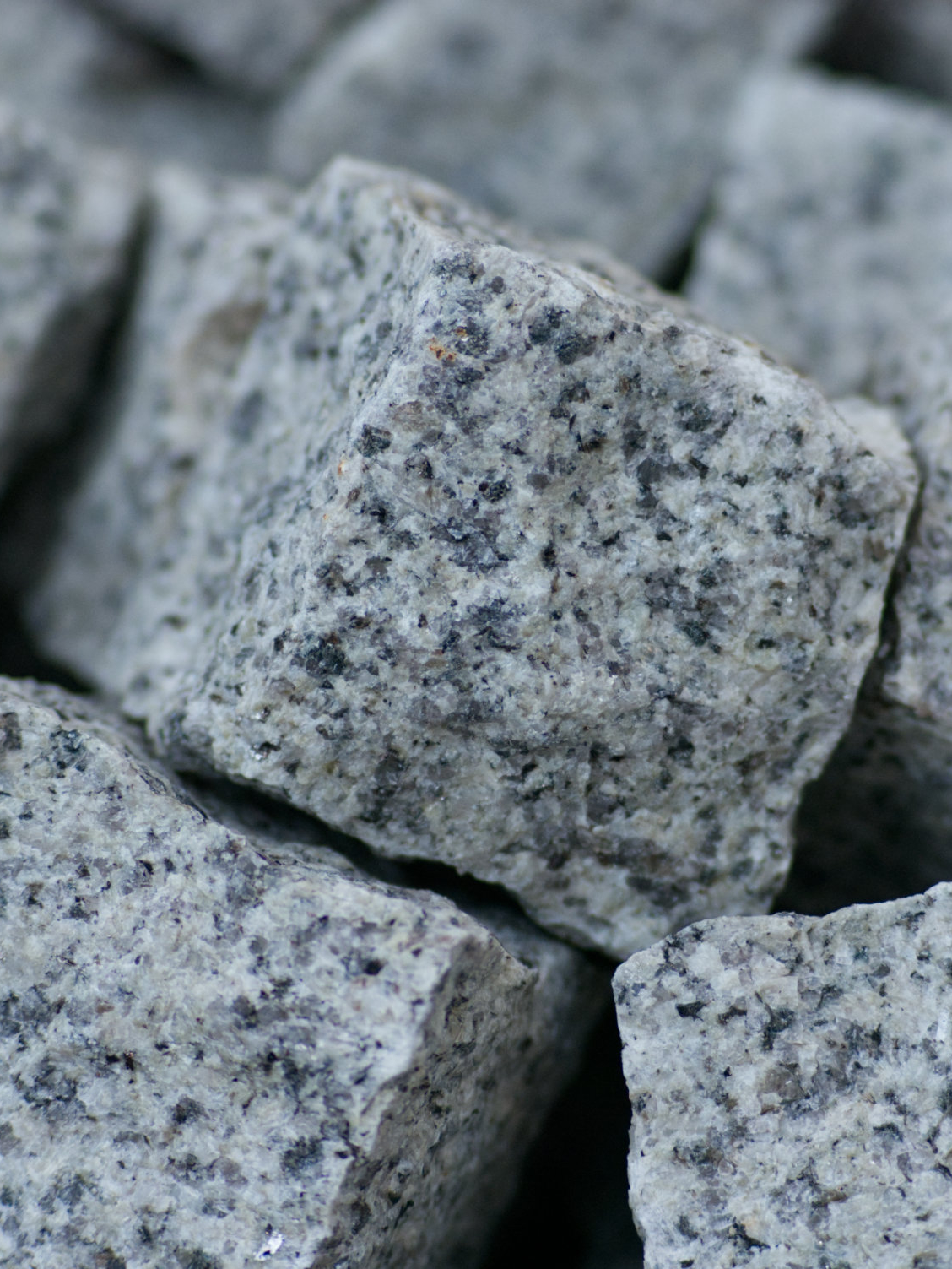 Granite sett